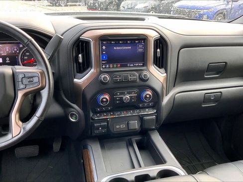 Used 2020 Chevrolet Silverado 1500 High Country w/ Technology Package image 6