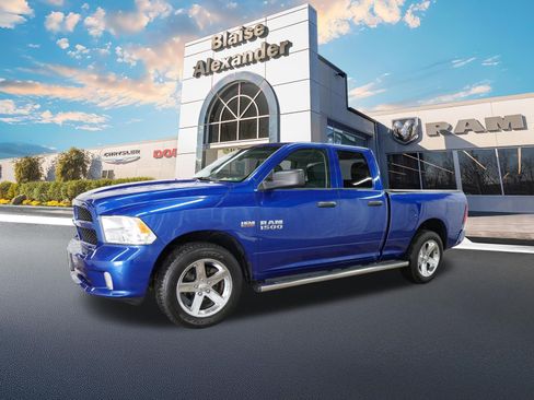 Used 2017 RAM 1500 Express AWD/4WD image 9