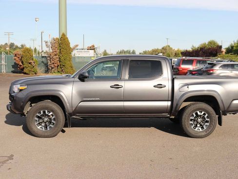Certified 2021 Toyota Tacoma SR5 RWD image 8