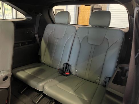 Used 2024 Kia Sorento SX Prestige w/ Sage Leather Package AWD/4WD image 35