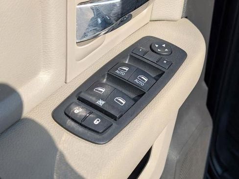 Used 2011 RAM 1500 Classic SLT AWD/4WD image 15
