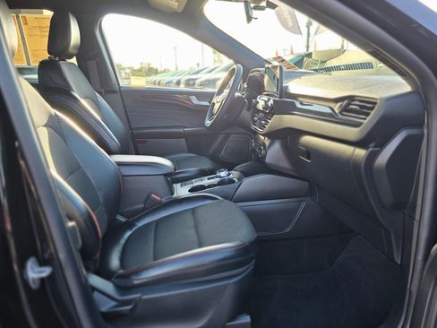Used 2025 Ford Escape ST-Line image 10