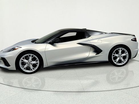 Used 2023 Chevrolet Corvette Stingray Preferred Conv w/ 2LT RWD image 2