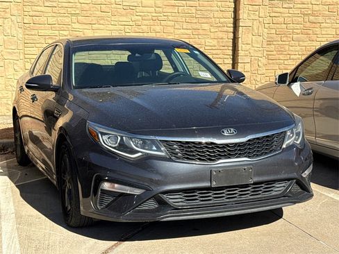Used 2019 Kia Optima LX image 3