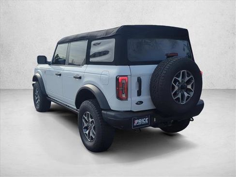 Used 2023 Ford Bronco Badlands image 8