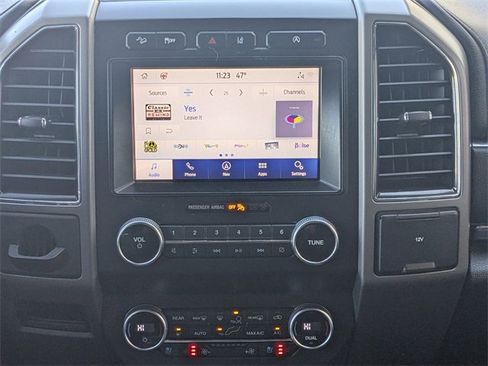 Used 2021 Ford Expedition XLT image 21