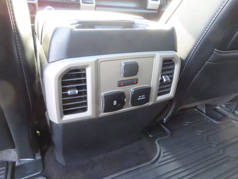 Used 2019 Ford F150 Lariat w/ Equipment Group 502A Luxury image 47