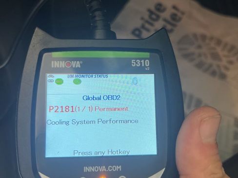 Used 2023 Hyundai Elantra SEL image 4