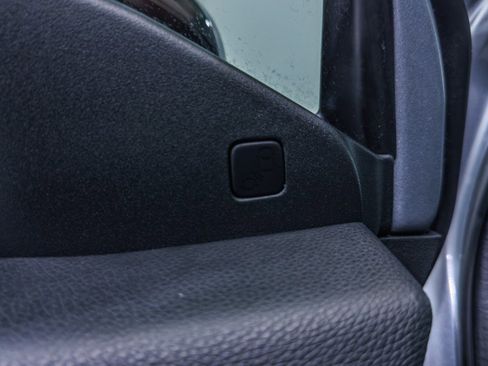 Used 2021 Honda Pilot Touring image 29