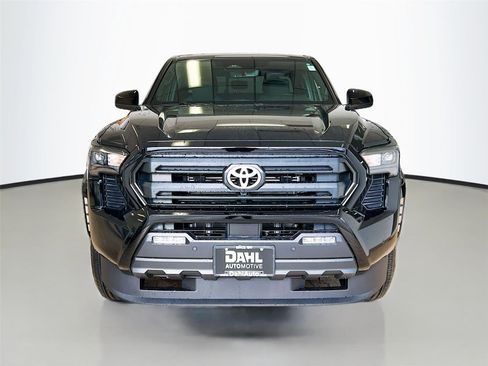 New 2026 Toyota Tacoma SR5 image 2