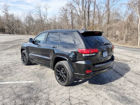 Used 2020 Jeep Grand Cherokee Altitude image 7