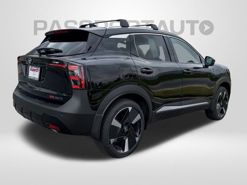 New 2026 Nissan Kicks SR w/ Illumination Package image 6