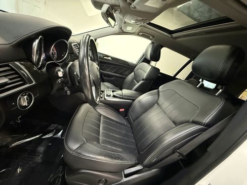 Used 2016 Mercedes-Benz GL 450 4MATIC image 17