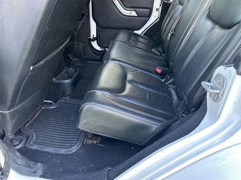 Used 2013 Jeep Wrangler Unlimited Sahara w/ Connectivity Group image 13