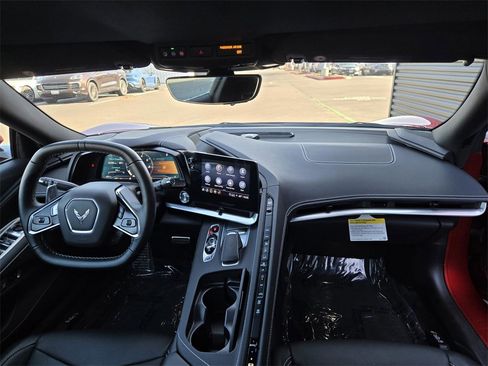 Used 2023 Chevrolet Corvette Stingray Convertible w/ 1LT image 11