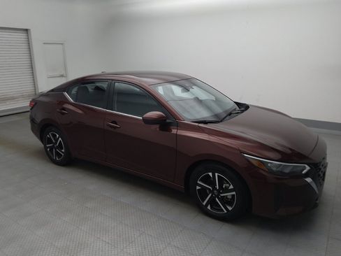 Used 2025 Nissan Sentra SV FWD image 11