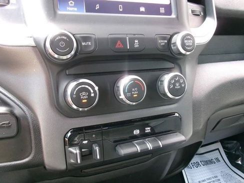Used 2022 RAM 2500 Big Horn AWD/4WD image 13