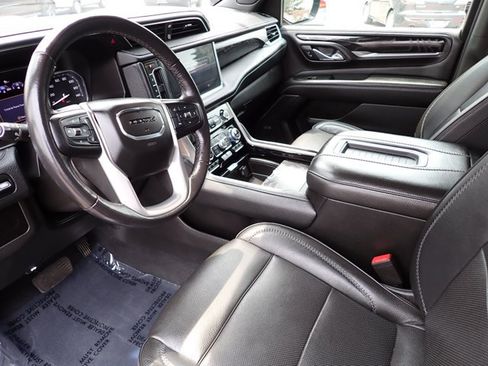 Used 2021 GMC Yukon Denali w/ Denali Premium Package AWD/4WD image 15