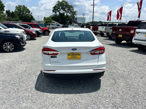Used 2020 Ford Fusion S FWD image 16