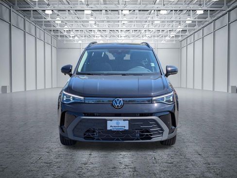 New 2026 Volkswagen Taos SE FWD image 8