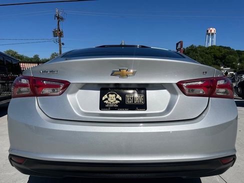 Used 2021 Chevrolet Malibu LT FWD image 6