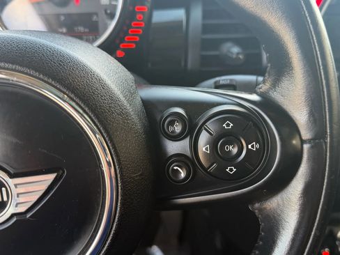 Used 2016 MINI Cooper 4-Door Hardtop image 18