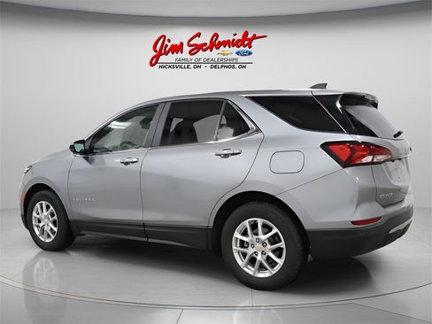 Used 2024 Chevrolet Equinox LT image 4