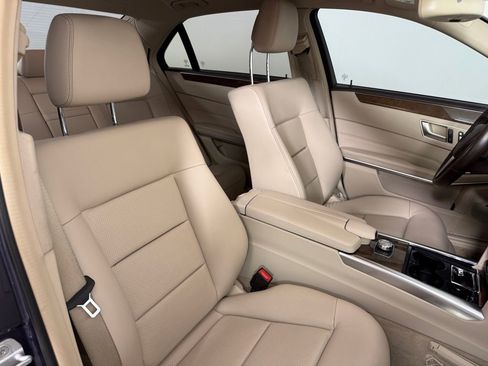 Used 2014 Mercedes-Benz E 350 Sedan image 12