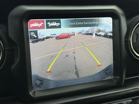 Certified 2021 Jeep Gladiator Overland image 24