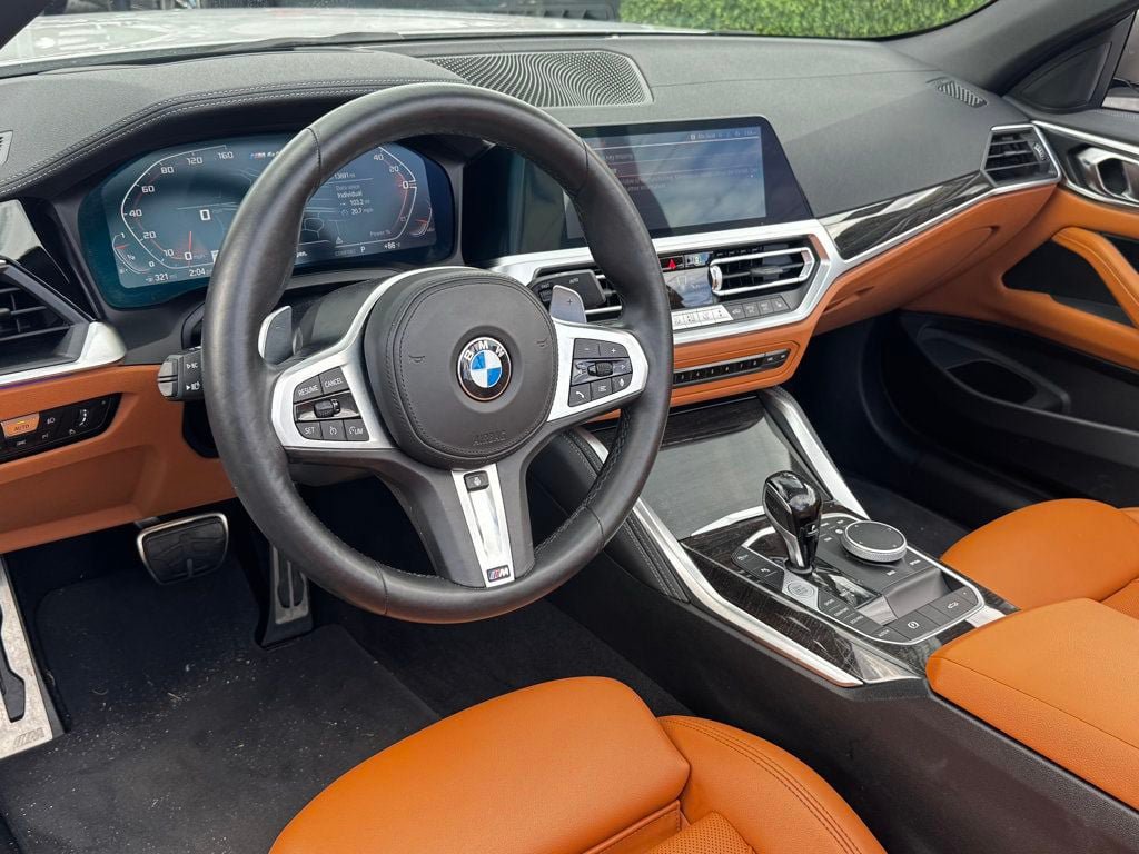Used 2022 BMW M440i Convertible w/ Premium Package RWD image 10