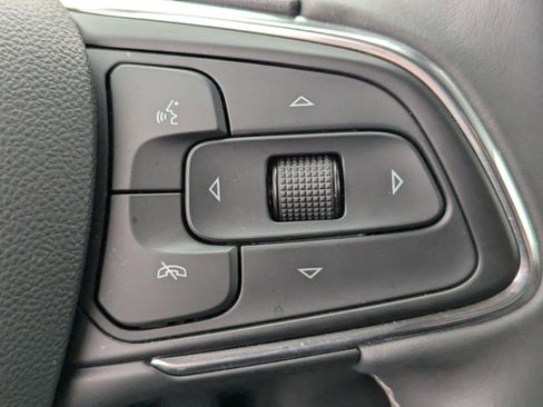 Used 2023 Buick Envision Preferred AWD/4WD image 22