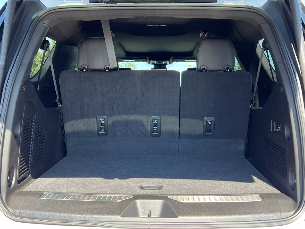 Used 2023 GMC Yukon XL Denali Ultimate AWD/4WD image 44