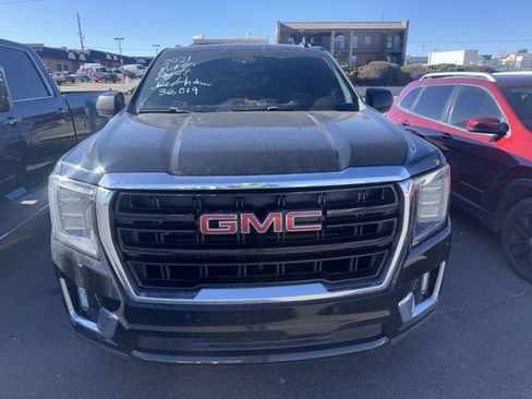 Used 2021 GMC Yukon SLE image 2