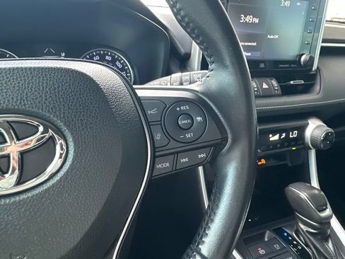 Certified 2019 Toyota RAV4 XLE Premium w/ Advanced Technology Package FWD image 26