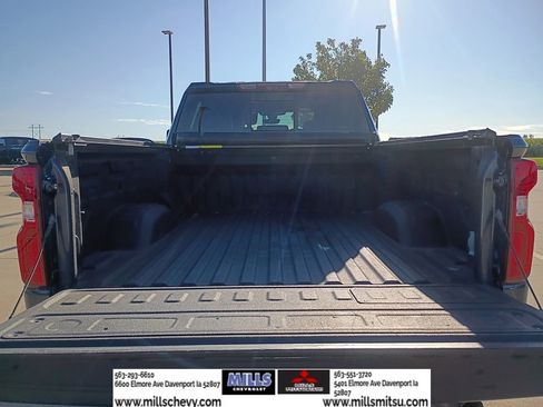 Used 2023 Chevrolet Silverado 2500 High Country w/ Technology Package image 14