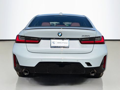 New 2026 BMW 330i Sedan w/ M Sport Package image 4