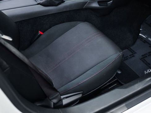 Used 2017 MAZDA MX-5 Miata Club w/ Brembo/BBS Package image 69