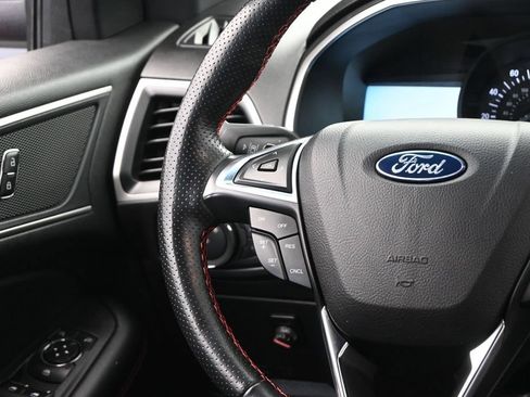 Used 2021 Ford Edge ST-Line w/ Class II Trailer Tow Package AWD/4WD image 19