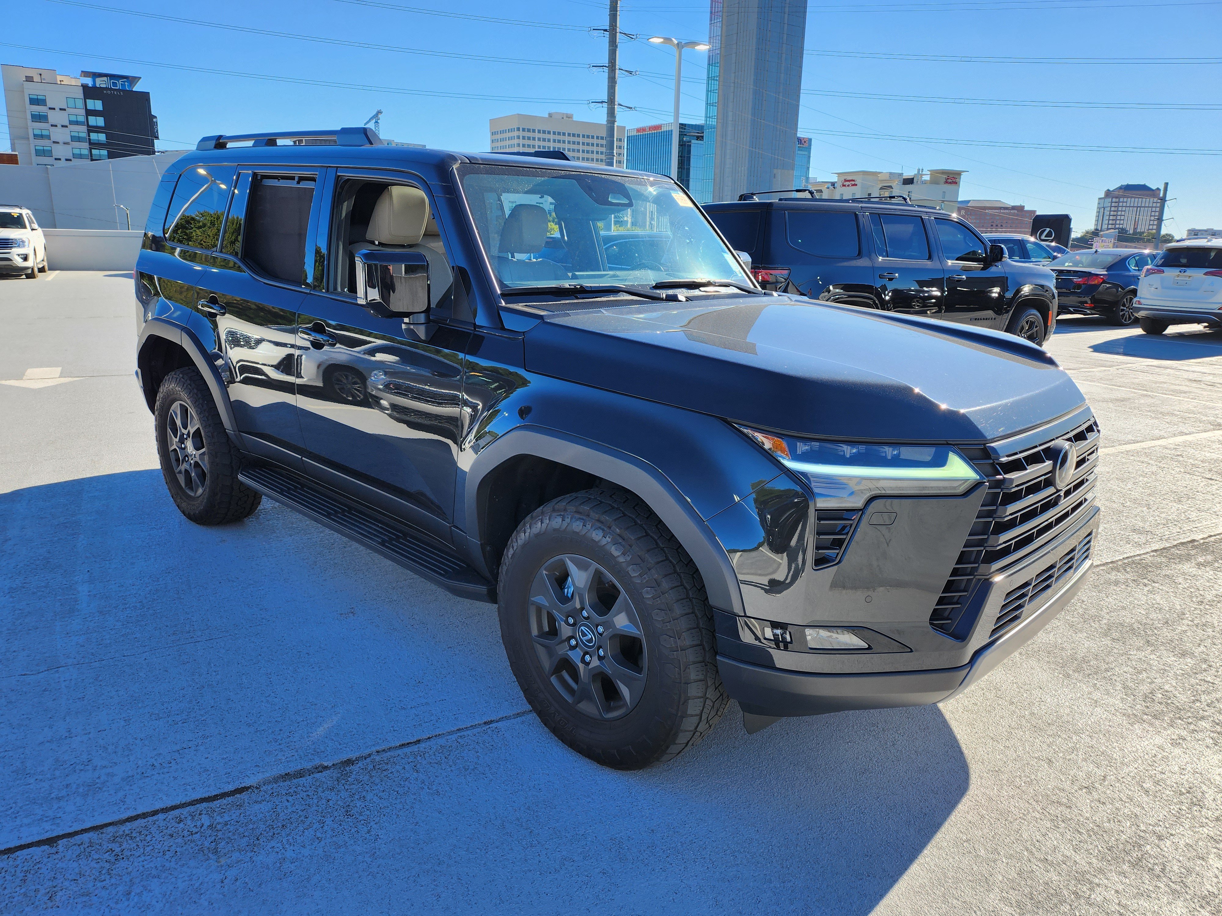 Used 2024 Lexus GX 550 AWD/4WD image 7