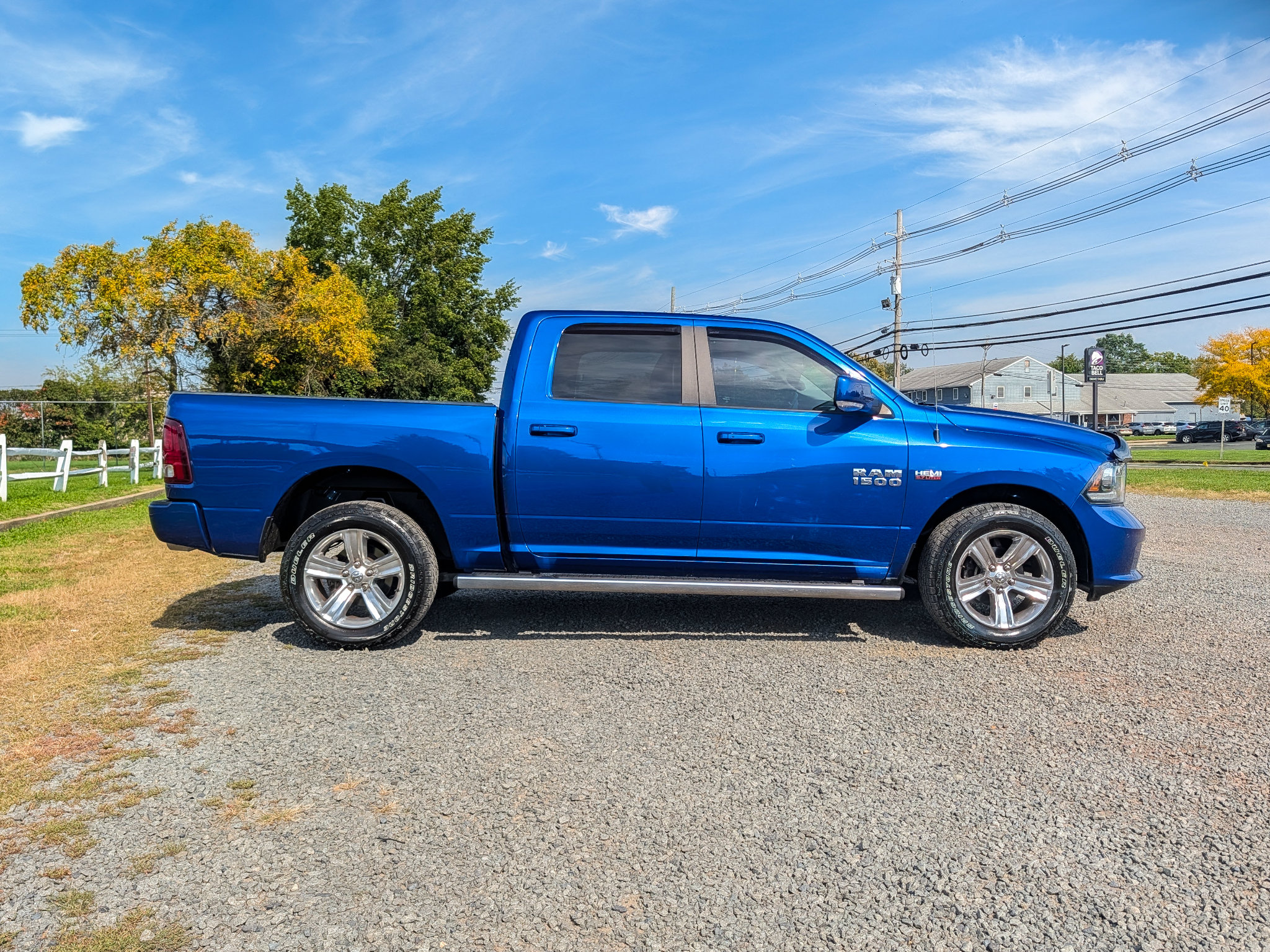 Used 2017 RAM 1500 Sport w/ Convenience Group AWD/4WD image 4