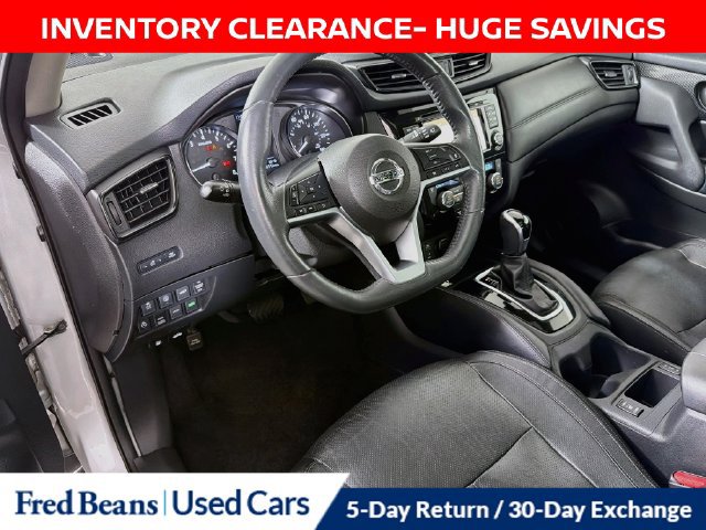 Certified 2017 Nissan Rogue SL w/ SL Premium Package AWD/4WD image 13