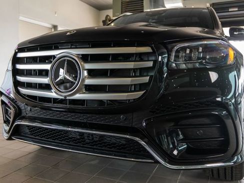 New 2026 Mercedes-Benz GLS 450 4MATIC image 12