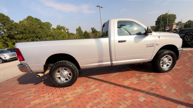 Used 2018 RAM 3500 Tradesman w/ Chrome Appearance Group AWD/4WD image 2
