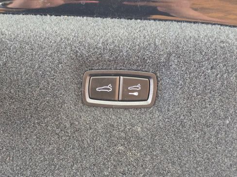 Used 2024 Audi e-tron GT Prestige AWD/4WD image 24