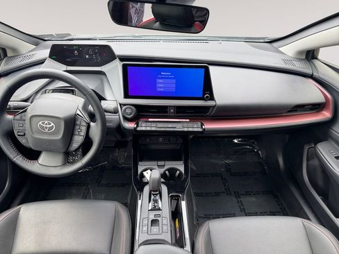 Used 2024 Toyota Prius Prime FWD image 10