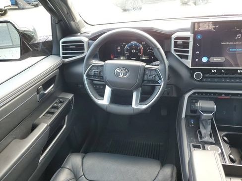 Used 2025 Toyota Tundra Platinum AWD/4WD image 13