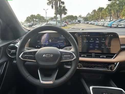 New 2026 Chevrolet Equinox ACTIV AWD/4WD image 16