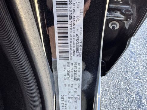 Used 2019 RAM 1500 Big Horn AWD/4WD image 36