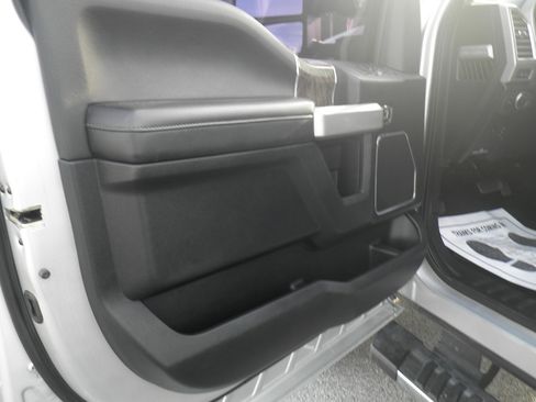 Used 2017 Ford F350 Lariat w/ Lariat Ultimate Package image 18