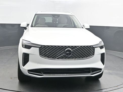 New 2026 Volvo XC90 B6 Ultra w/ Protection Package AWD/4WD image 10